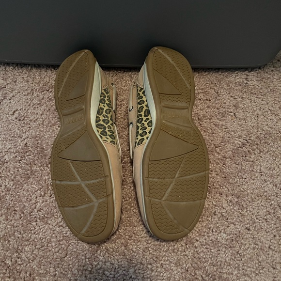 Leopard print Sperrys - Picture 4 of 6